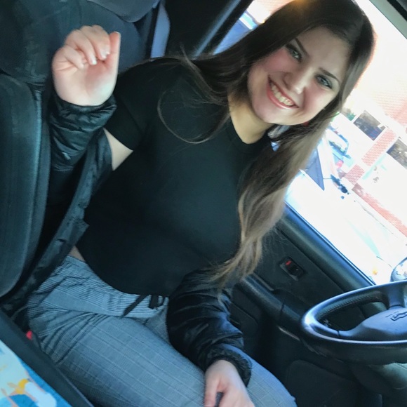 Meet your Posher, Dev. - Picture 6 of 8